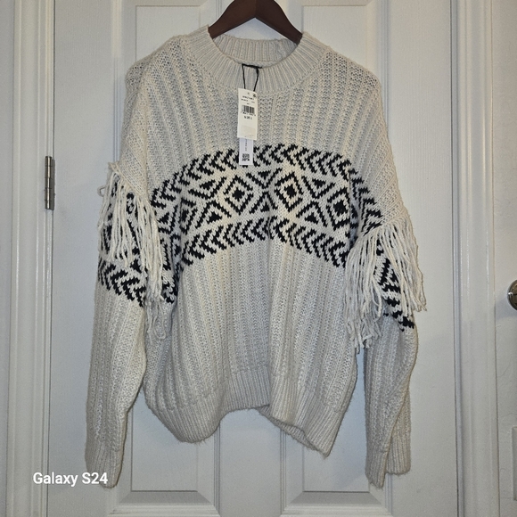 Sanctuary Fringe Detail Ribbed Pullover Sweater  Size Large - Picture 4 of 13